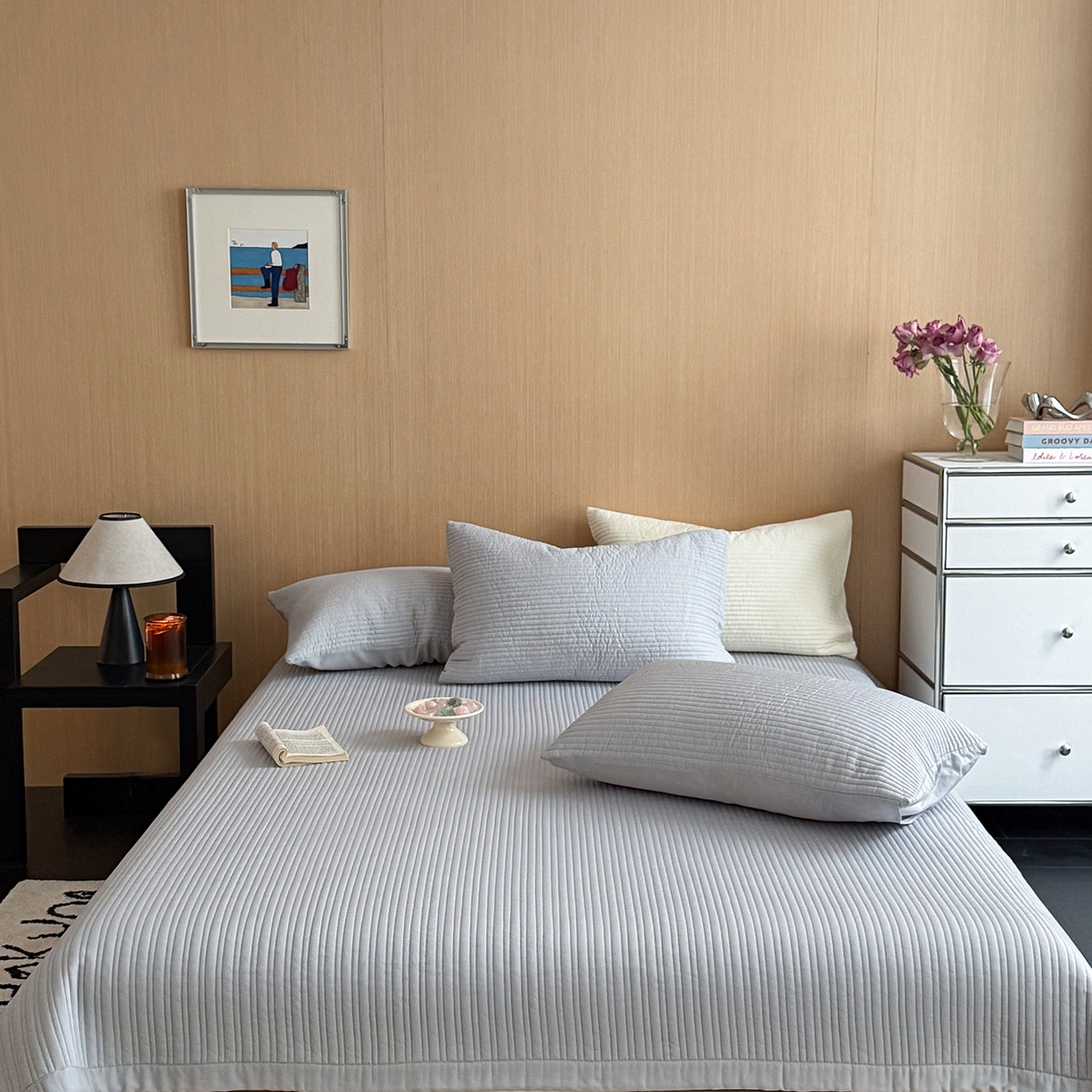 91家纺网 家纺一手货源 找家纺 漫调家纺 2026新款韩国莫代尔夏被床盖系列-宽边直条款 雾灰