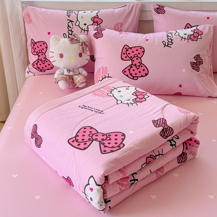 91家纺网 家纺一手货源 找家纺 沐辰 2026春夏新款A类三丽鸥蜡笔小新全棉棉花夏被夏凉被空调被 粉红凯蒂猫