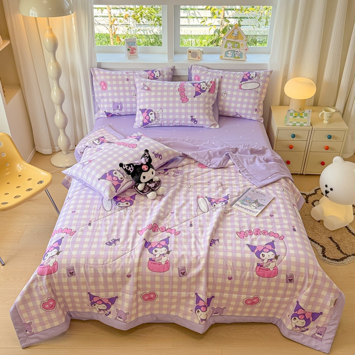 91家纺网 家纺一手货源 找家纺 沐辰 2026春夏新款A类三丽鸥蜡笔小新全棉棉花夏被夏凉被空调被 紫格库洛米