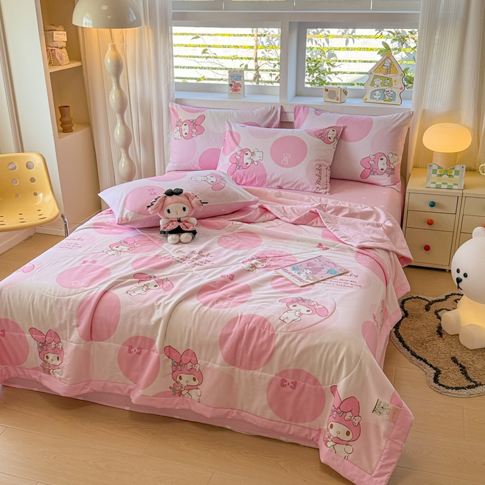 91家纺网 家纺一手货源 找家纺 沐辰 2026春夏新款A类三丽鸥蜡笔小新全棉棉花夏被夏凉被空调被 蝴蝶美乐蒂