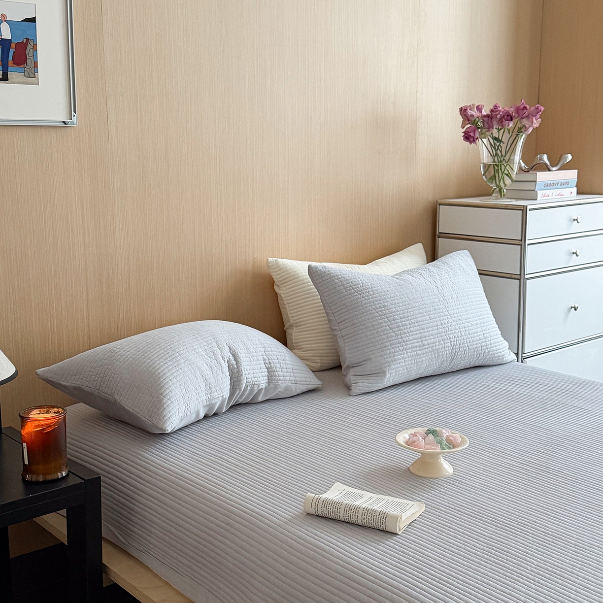 91家纺网 家纺一手货源 找家纺 漫调家纺 2026新款韩国莫代尔夏被床盖系列-宽边直条款 雾灰