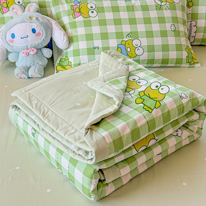 91家纺网 家纺一手货源 找家纺 沐辰 2026春夏新款A类三丽鸥蜡笔小新全棉棉花夏被夏凉被空调被 绿格蛙蛙