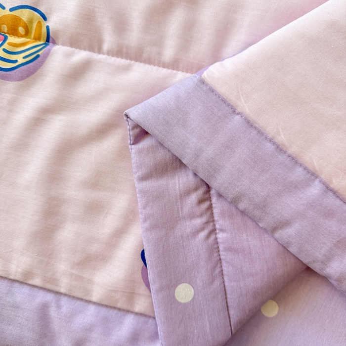 91家纺网 家纺一手货源 找家纺 沐辰 2026春夏新款A类三丽鸥蜡笔小新全棉棉花夏被夏凉被空调被 甜心库洛米