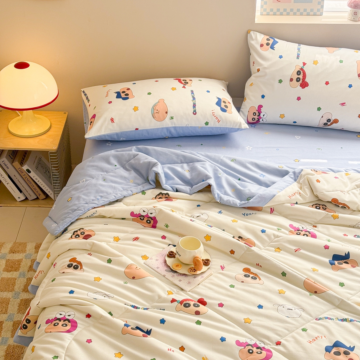 91家纺网 家纺一手货源 找家纺 沐辰 2026春夏新款A类三丽鸥蜡笔小新全棉棉花夏被夏凉被空调被 双叶幼稚园