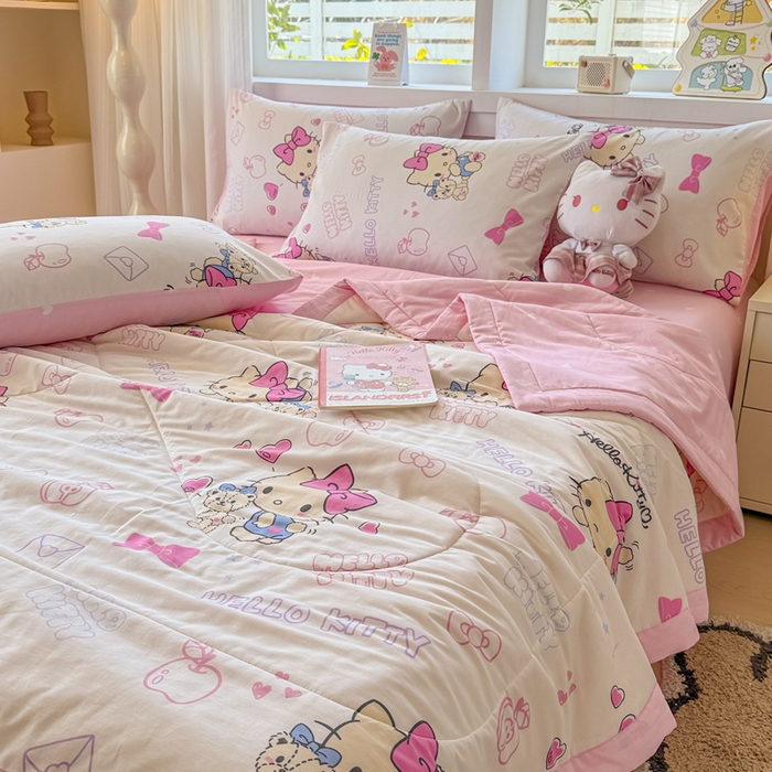 91家纺网 家纺一手货源 找家纺 沐辰 2026春夏新款A类三丽鸥蜡笔小新全棉棉花夏被夏凉被空调被 超甜凯蒂猫