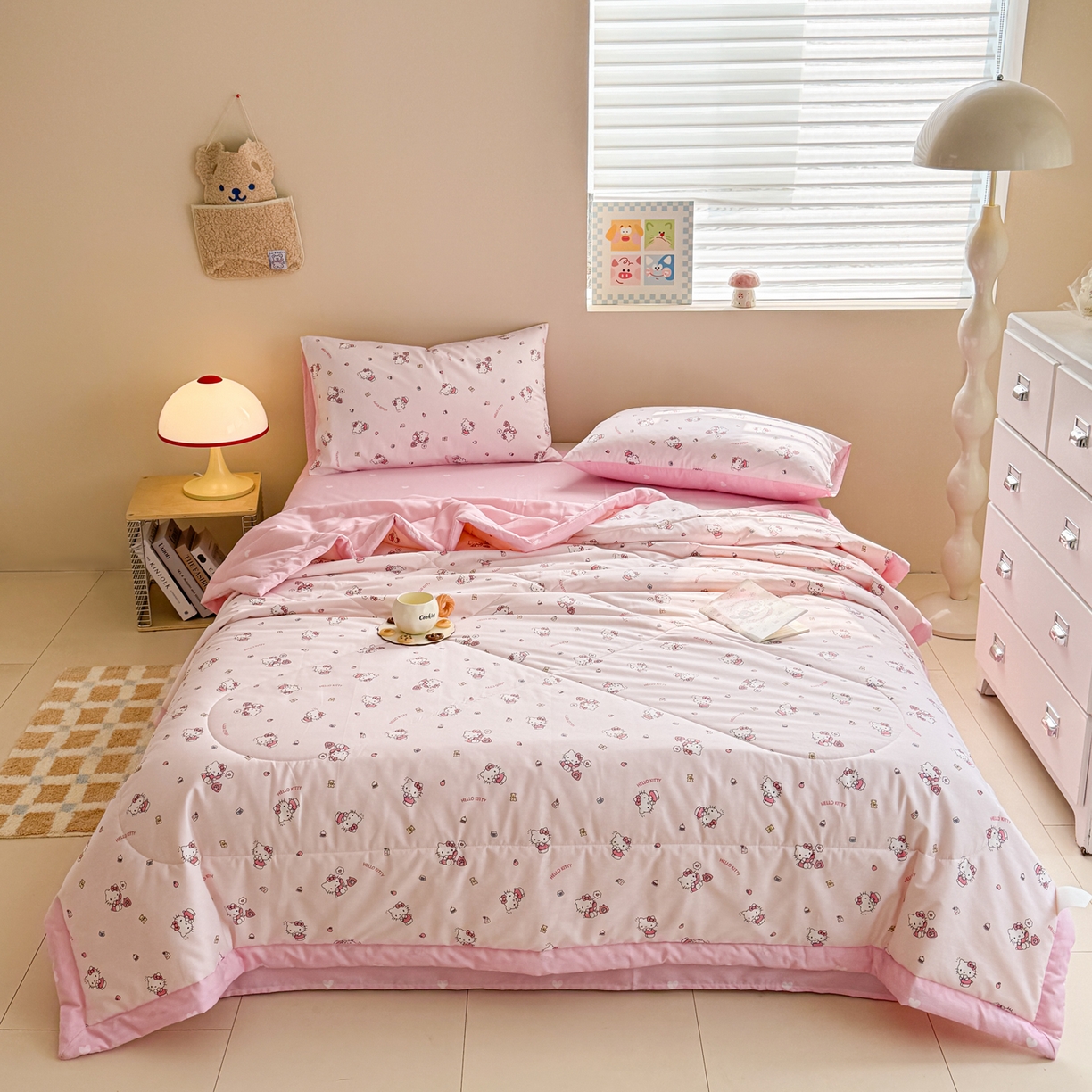 91家纺网 家纺一手货源 找家纺 沐辰 2026春夏新款A类三丽鸥蜡笔小新全棉棉花夏被夏凉被空调被 粉甜日记