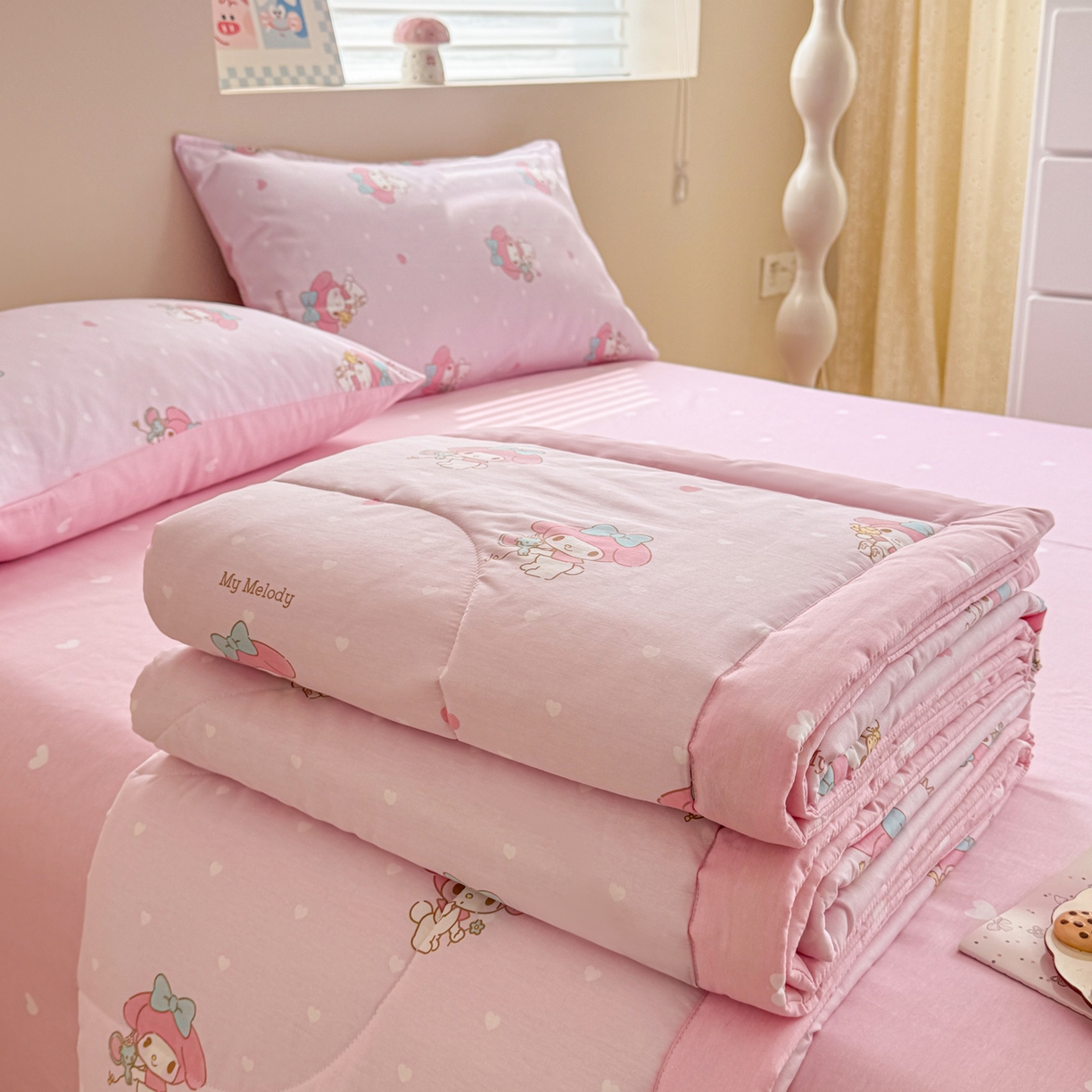 91家纺网 家纺一手货源 找家纺 沐辰 2026春夏新款A类三丽鸥蜡笔小新全棉棉花夏被夏凉被空调被 闪亮美乐蒂