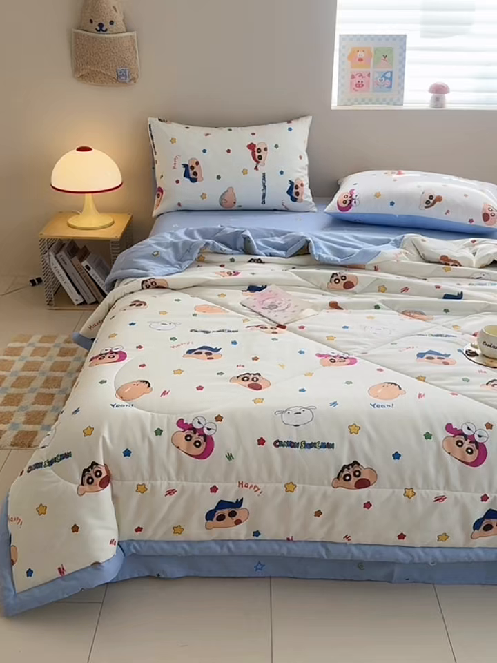 91家纺网 家纺一手货源 找家纺 （总）沐辰 2026春夏新款A类三丽鸥蜡笔小新全棉棉花夏被夏凉被空调被