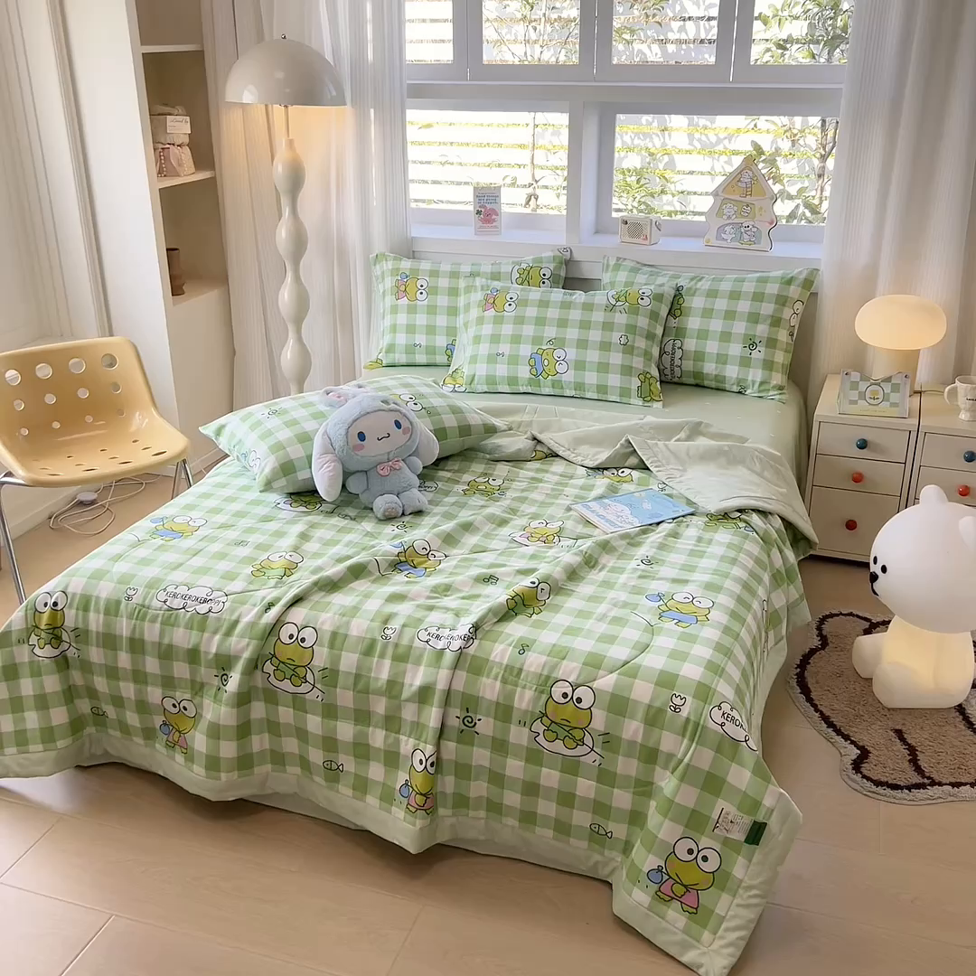 91家纺网 家纺一手货源 找家纺 沐辰 2026春夏新款A类三丽鸥蜡笔小新全棉棉花夏被夏凉被空调被 绿格蛙蛙