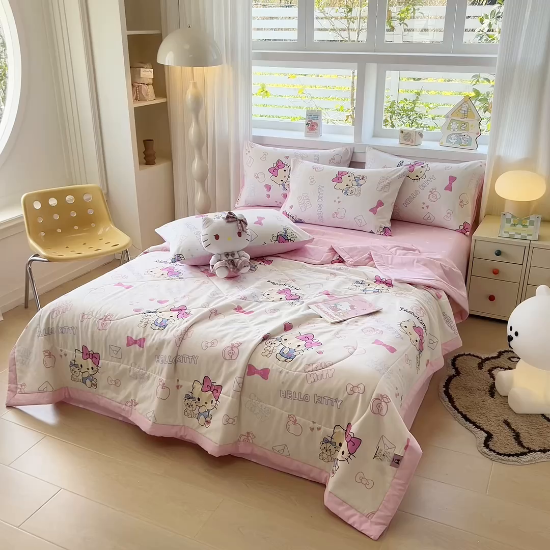 91家纺网 家纺一手货源 找家纺 沐辰 2026春夏新款A类三丽鸥蜡笔小新全棉棉花夏被夏凉被空调被 超甜凯蒂猫