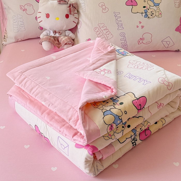 91家纺网 家纺一手货源 找家纺 沐辰 2026春夏新款A类三丽鸥蜡笔小新全棉棉花夏被夏凉被空调被 超甜凯蒂猫