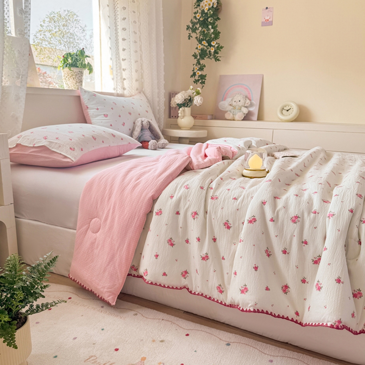 91家纺网 家纺一手货源 找家纺 （总）雅蔓依家纺 2026春夏新款三角针贝壳边木棉云感双层纱棉花夏被夏凉被空调被