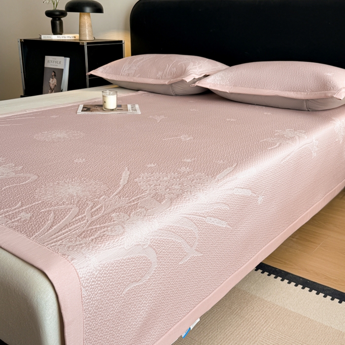 91家纺网 家纺一手货源 找家纺 （总）鑫琪莱家纺 2026新款提花浮雕凉豆豆凉感凉席床单款