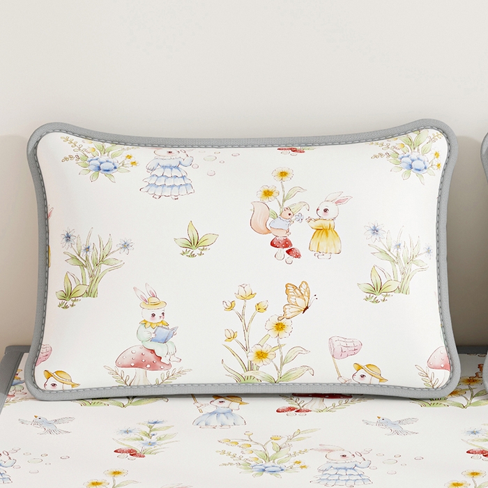 91家纺网 家纺一手货源 找家纺 家品罗兰 2026新款小冰皮卡通冰丝枕套 精灵小兔