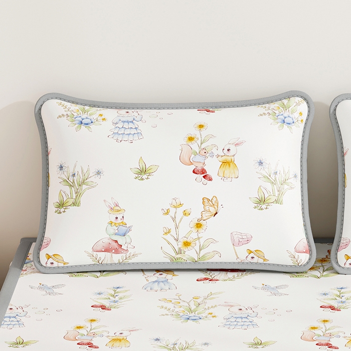 91家纺网 家纺一手货源 找家纺 家品罗兰 2026新款小冰皮卡通冰丝枕套 精灵小兔