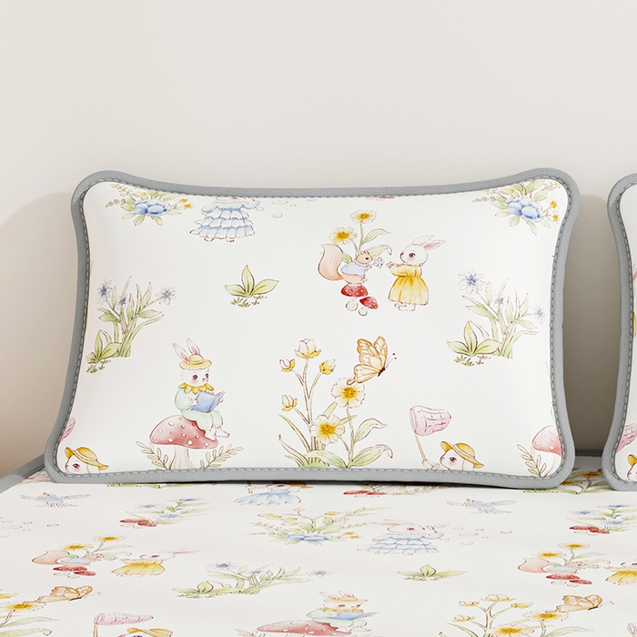 91家纺网 家纺一手货源 找家纺 家品罗兰 2026新款小冰皮卡通冰丝枕套 精灵小兔