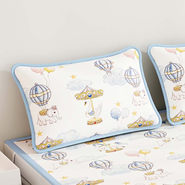 91家纺网 家纺一手货源 找家纺 家品罗兰 2026新款小冰皮卡通冰丝枕套 萌象木马