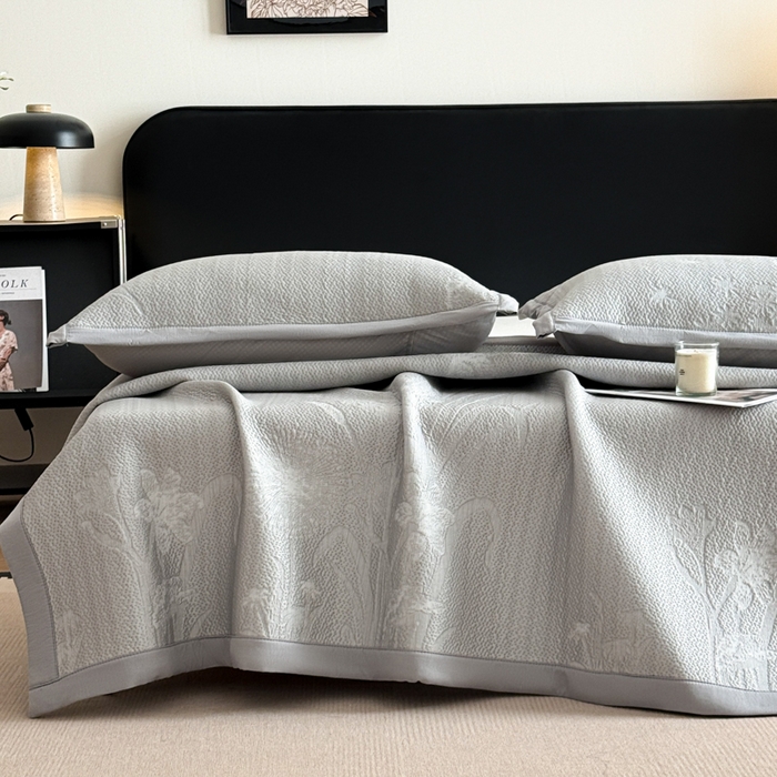 91家纺网 家纺一手货源 找家纺 （总）鑫琪莱家纺 2026新款提花浮雕凉豆豆凉感凉席床单款