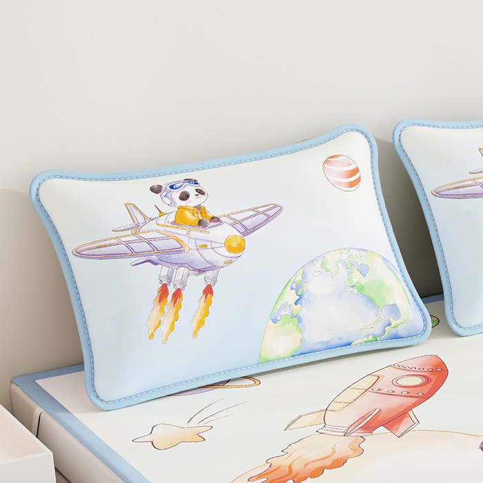 91家纺网 家纺一手货源 找家纺 家品罗兰 2026新款小冰皮卡通冰丝枕套 星际漫游