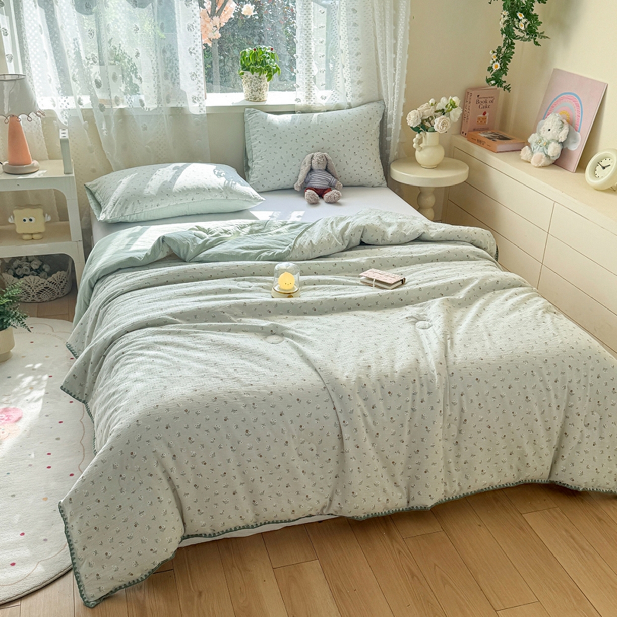 91家纺网 家纺一手货源 找家纺 雅蔓依家纺 2026春夏新款三角针贝壳边木棉云感双层纱棉花夏被夏凉被空调被 春漾