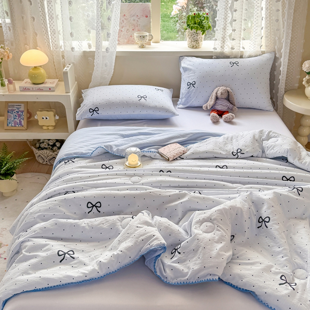 91家纺网 家纺一手货源 找家纺 雅蔓依家纺 2026春夏新款三角针贝壳边木棉云感双层纱棉花夏被夏凉被空调被 海盐蝴蝶结