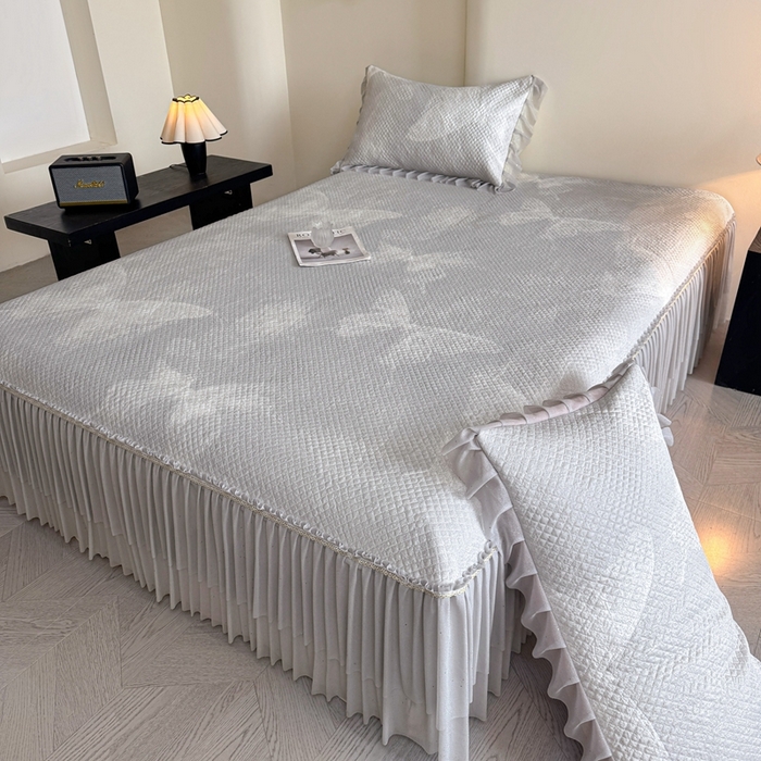 91家纺网 家纺一手货源 找家纺 （总）诺梵家纺 2026新款冰豆豆PE高分子凉感双层床裙款凉席