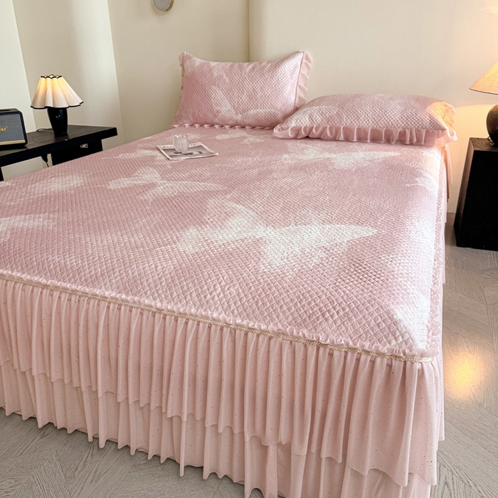 91家纺网 家纺一手货源 找家纺 诺梵家纺 2026新款冰豆豆PE高分子凉感双层床裙款凉席 蝶影-粉