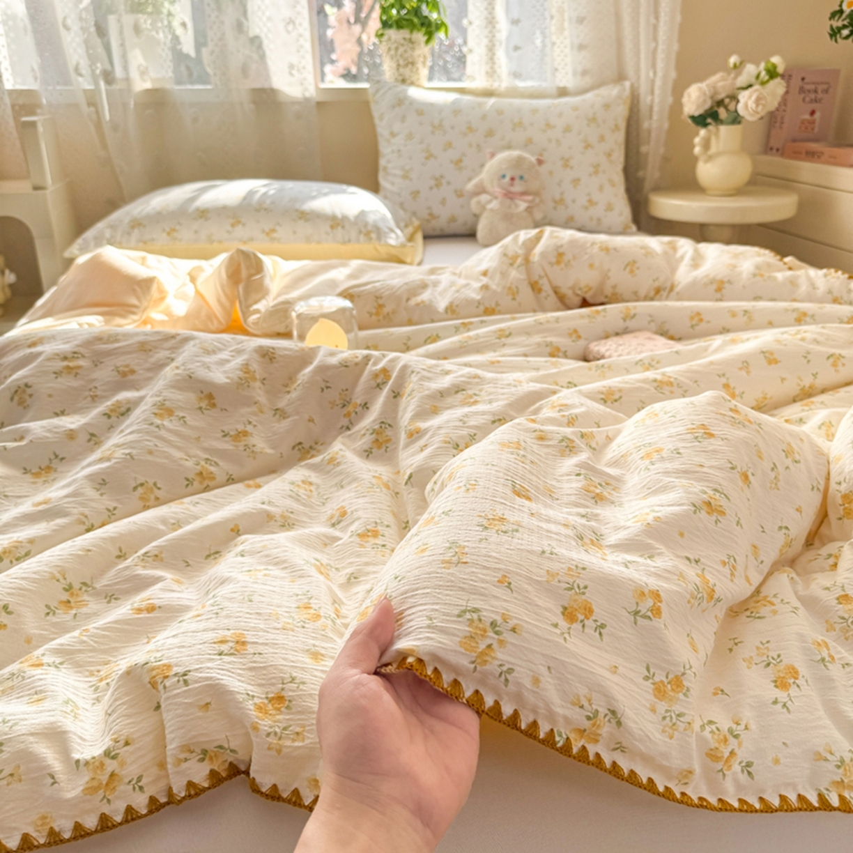 91家纺网 家纺一手货源 找家纺 雅蔓依家纺 2026春夏新款三角针贝壳边木棉云感双层纱棉花夏被夏凉被空调被 梨花落