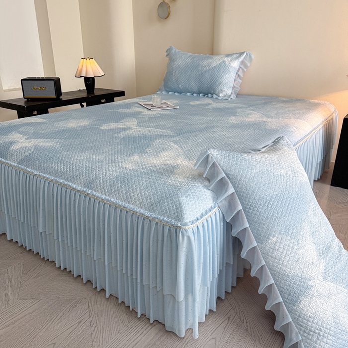 91家纺网 家纺一手货源 找家纺 诺梵家纺 2026新款冰豆豆PE高分子凉感双层床裙款凉席 蝶影-蓝