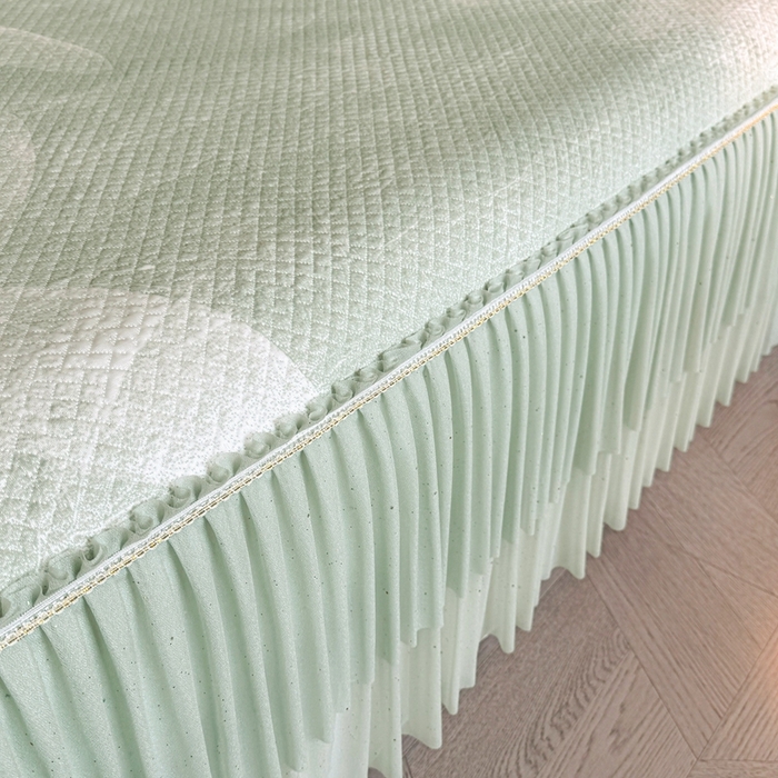 91家纺网 家纺一手货源 找家纺 诺梵家纺 2026新款冰豆豆PE高分子凉感双层床裙款凉席 蝶影-绿