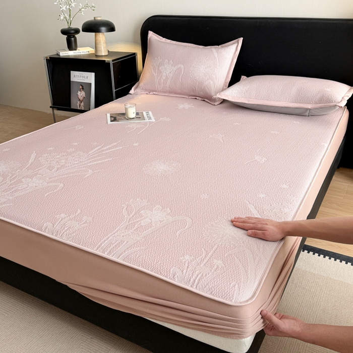 91家纺网 家纺一手货源 找家纺 （总）鑫琪莱家纺 2026新款提花浮雕凉豆豆凉感凉席床单款