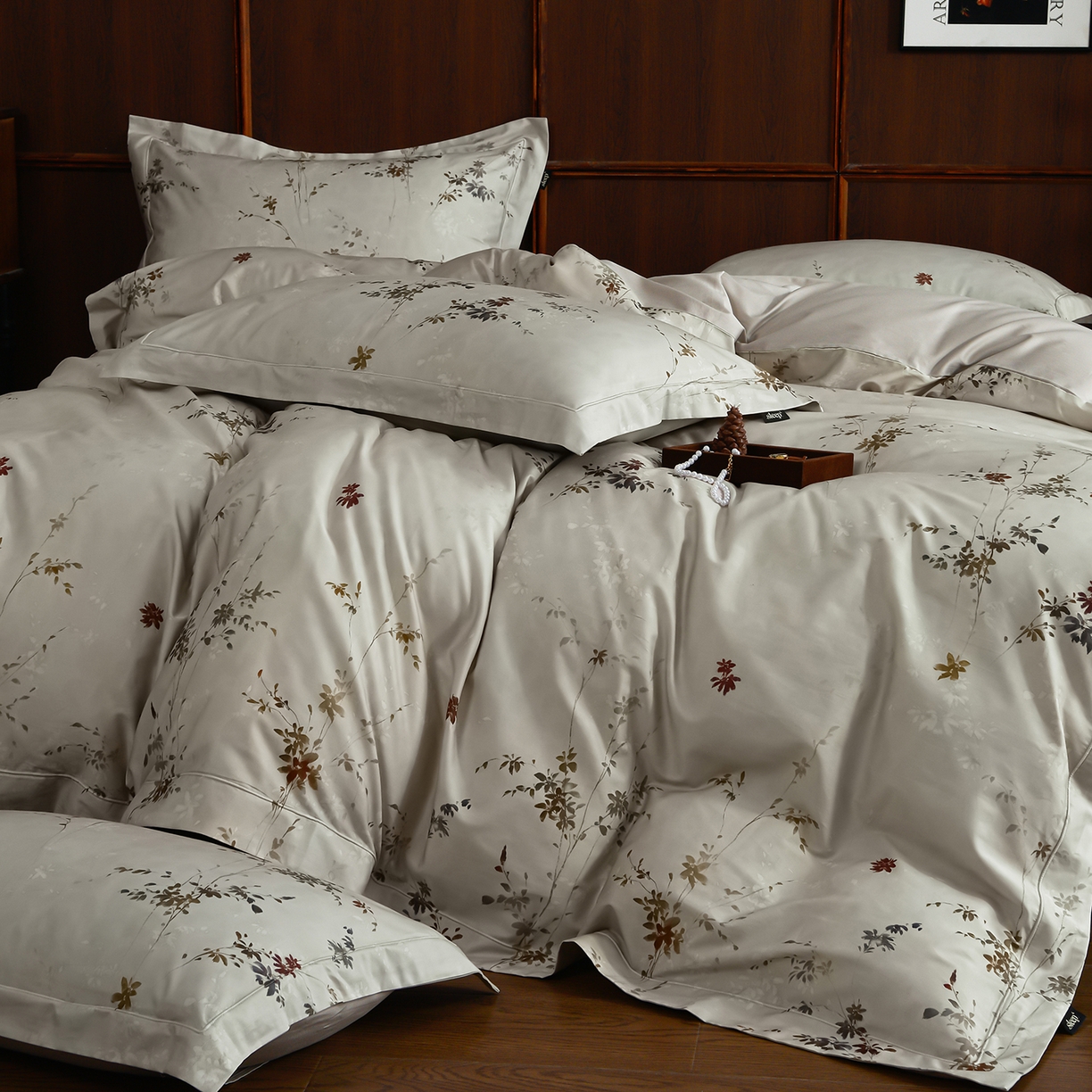 91家纺网 家纺一手货源 找家纺 （总）金昱纺 2026新款全棉50S长绒棉数码印花宽边埋绳款四件套（带精美礼盒包装）