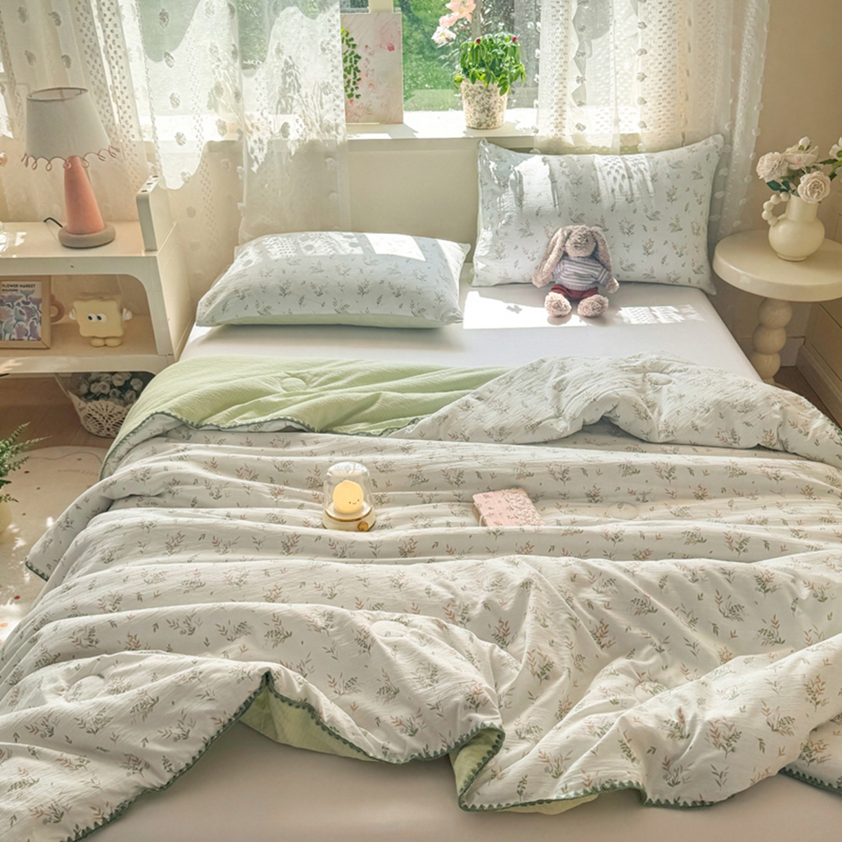 91家纺网 家纺一手货源 找家纺 雅蔓依家纺 2026春夏新款三角针贝壳边木棉云感双层纱棉花夏被夏凉被空调被 密林