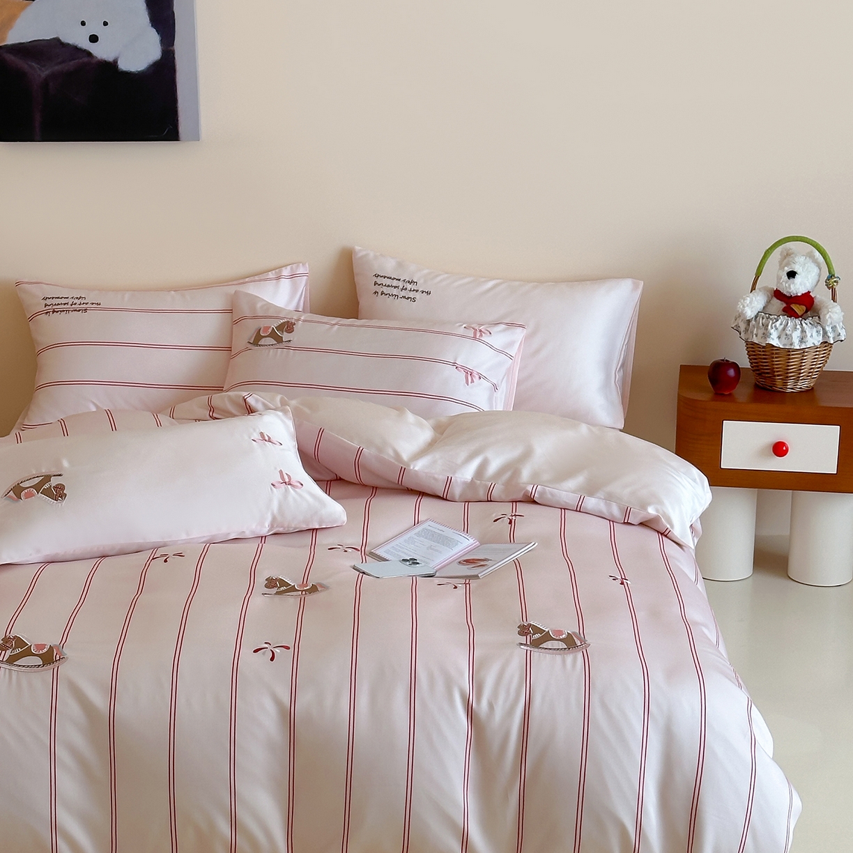 91家纺网 家纺一手货源 找家纺 （总）沐珩家纺 2026新款兰精60s数码条纹天丝绣花四件套