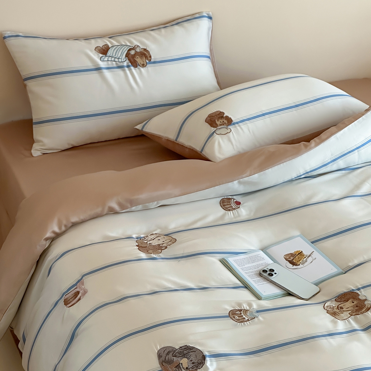 91家纺网 家纺一手货源 找家纺 （总）沐珩家纺 2026新款兰精60s数码条纹天丝绣花四件套