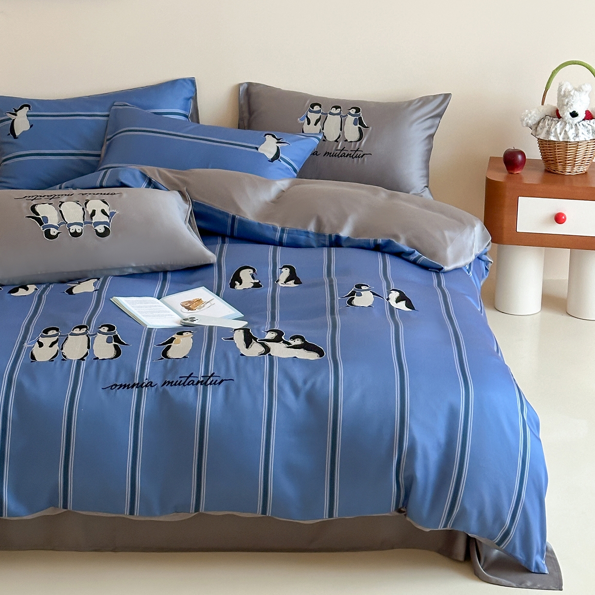 91家纺网 家纺一手货源 找家纺 （总）沐珩家纺 2026新款兰精60s数码条纹天丝绣花四件套