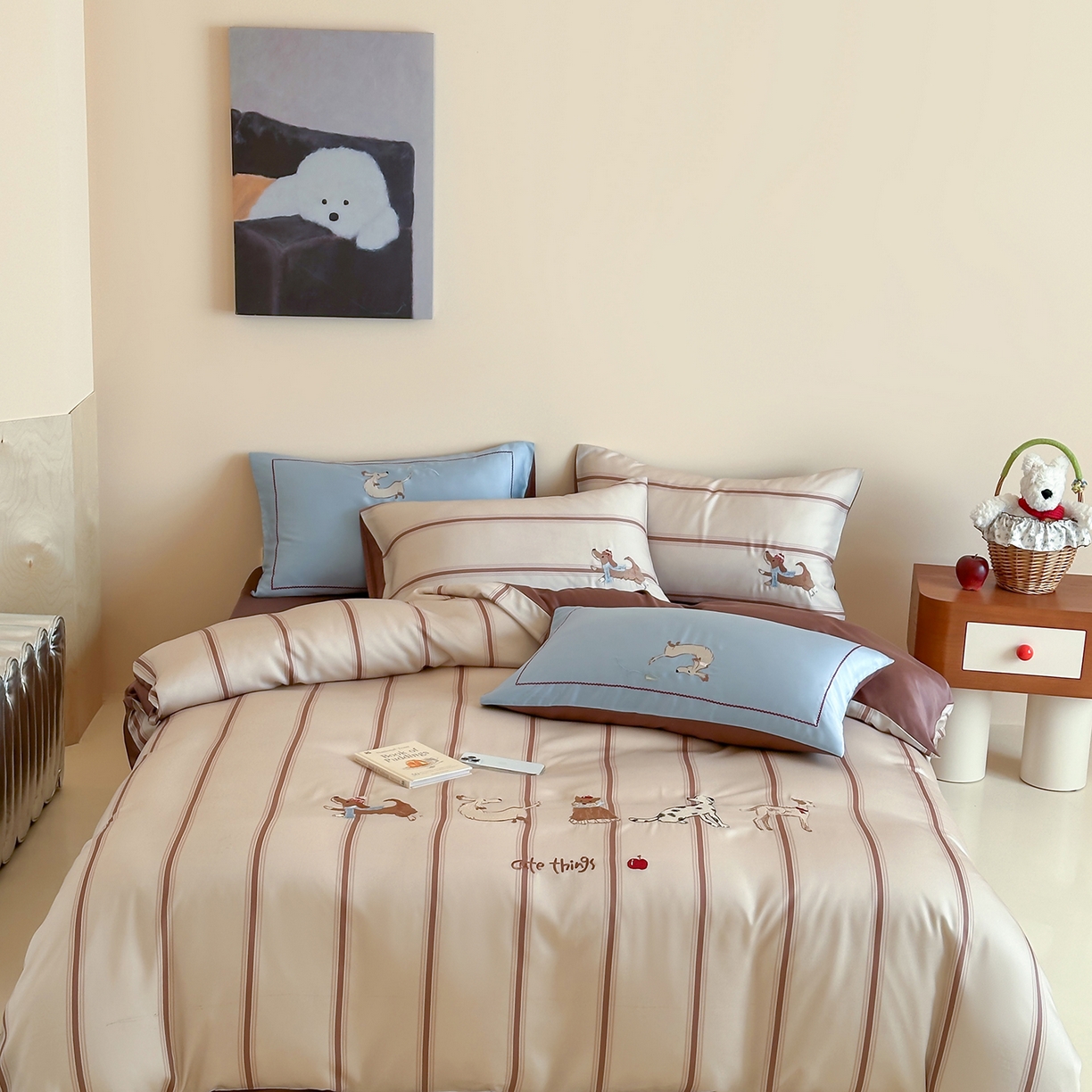 91家纺网 家纺一手货源 找家纺 沐珩家纺 2026新款兰精60s数码条纹天丝绣花四件套 布鲁克林