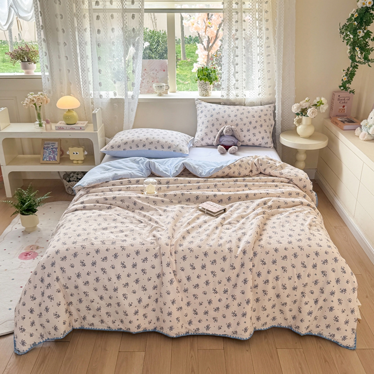 91家纺网 家纺一手货源 找家纺 雅蔓依家纺 2026春夏新款三角针贝壳边木棉云感双层纱棉花夏被夏凉被空调被 墨兰