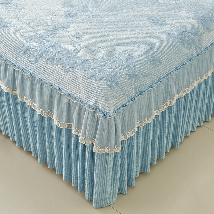 91家纺网 家纺一手货源 找家纺 诺梵家纺 2026新款凉豆豆PE高分子凉感花边床裙凉席三件套 松间月-蓝