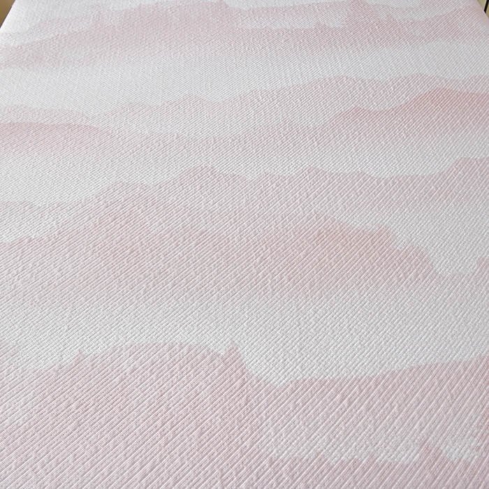 91家纺网 家纺一手货源 找家纺 诺梵家纺 2026新款凉豆豆PE高分子凉感花边床裙凉席三件套 见山-粉