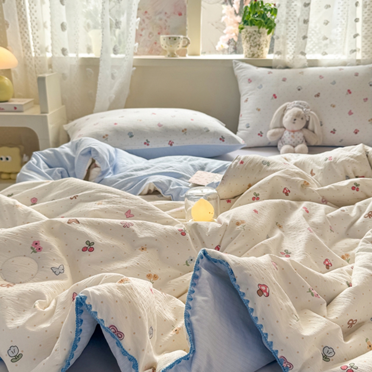 91家纺网 家纺一手货源 找家纺 雅蔓依家纺 2026春夏新款三角针贝壳边木棉云感双层纱棉花夏被夏凉被空调被 小清新