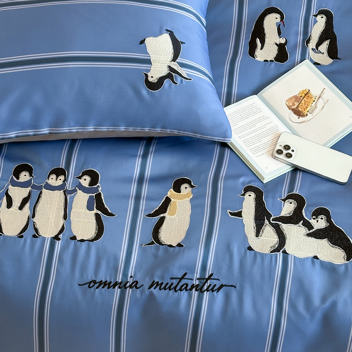 91家纺网 家纺一手货源 找家纺 沐珩家纺 2026新款兰精60s数码条纹天丝绣花四件套 极地冰蓝