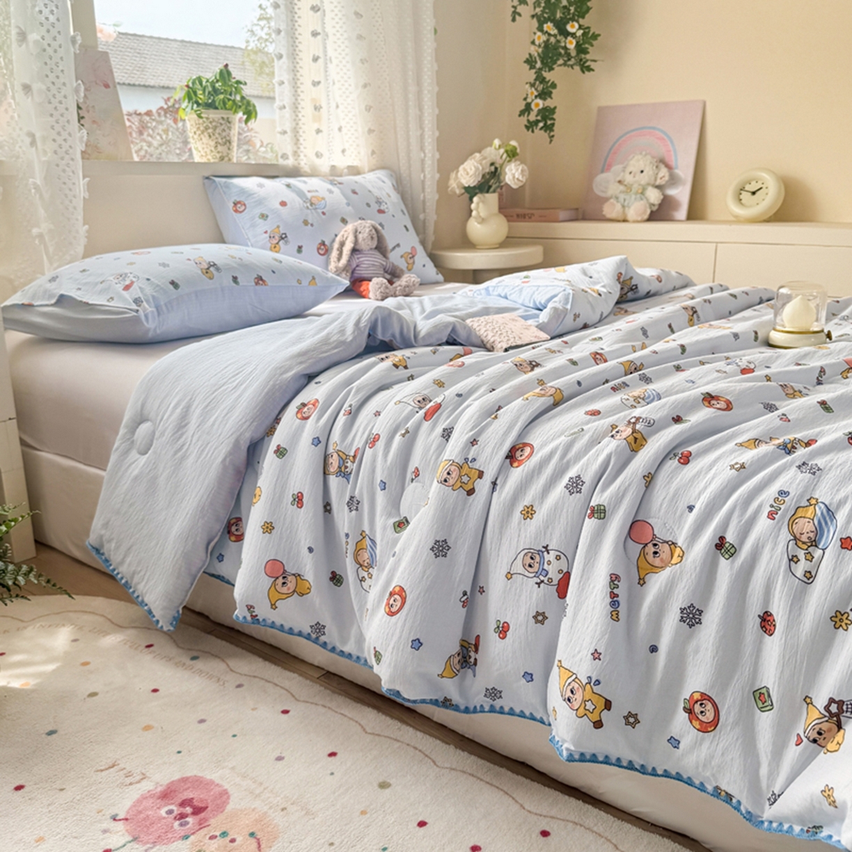 91家纺网 家纺一手货源 找家纺 雅蔓依家纺 2026春夏新款三角针贝壳边木棉云感双层纱棉花夏被夏凉被空调被 星星人