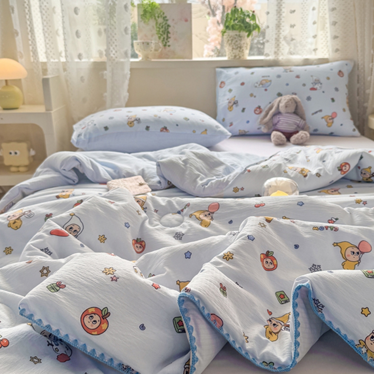 91家纺网 家纺一手货源 找家纺 雅蔓依家纺 2026春夏新款三角针贝壳边木棉云感双层纱棉花夏被夏凉被空调被 星星人