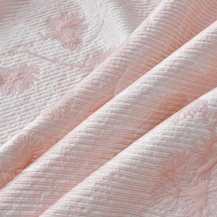 91家纺网 家纺一手货源 找家纺 诺梵家纺 2026新款凉豆豆PE高分子凉感花边床裙凉席三件套 松间月-粉