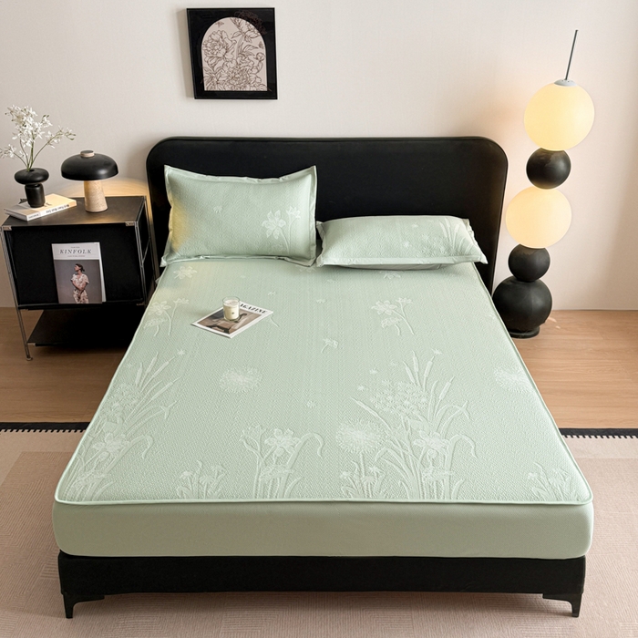 91家纺网 家纺一手货源 找家纺 鑫琪莱家纺 2026新款提花浮雕凉豆豆凉感凉席床笠款 蒲公英绿