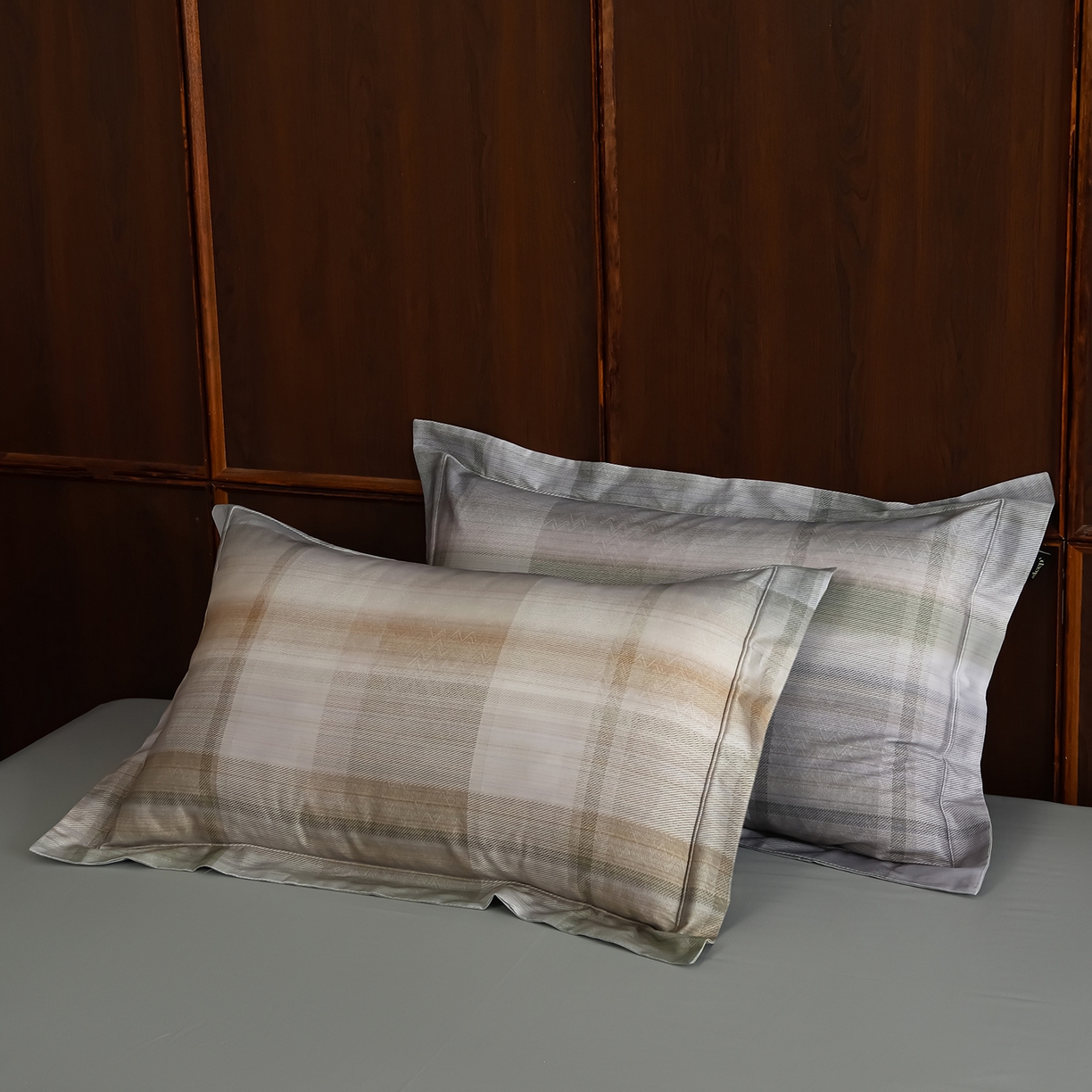 91家纺网 家纺一手货源 找家纺 金昱纺 2026新款全棉50S长绒棉数码印花宽边埋绳款四件套（带精美礼盒包装） 摩卡-绿