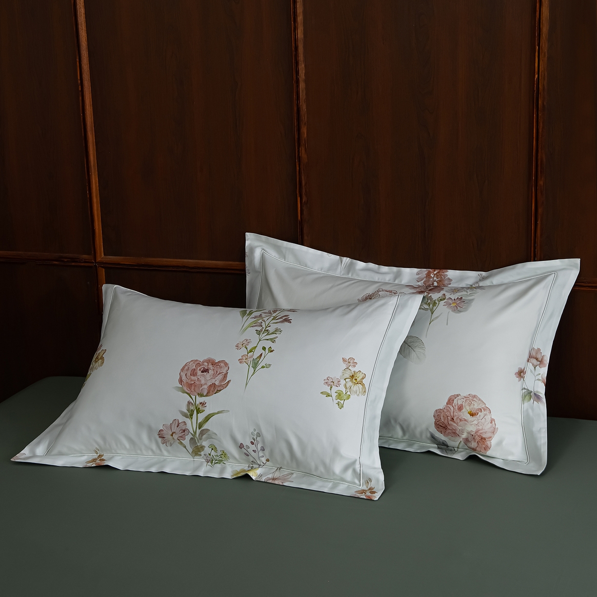 91家纺网 家纺一手货源 找家纺 金昱纺 2026新款全棉50S长绒棉数码印花宽边埋绳款四件套（带精美礼盒包装） 甜梦花栖