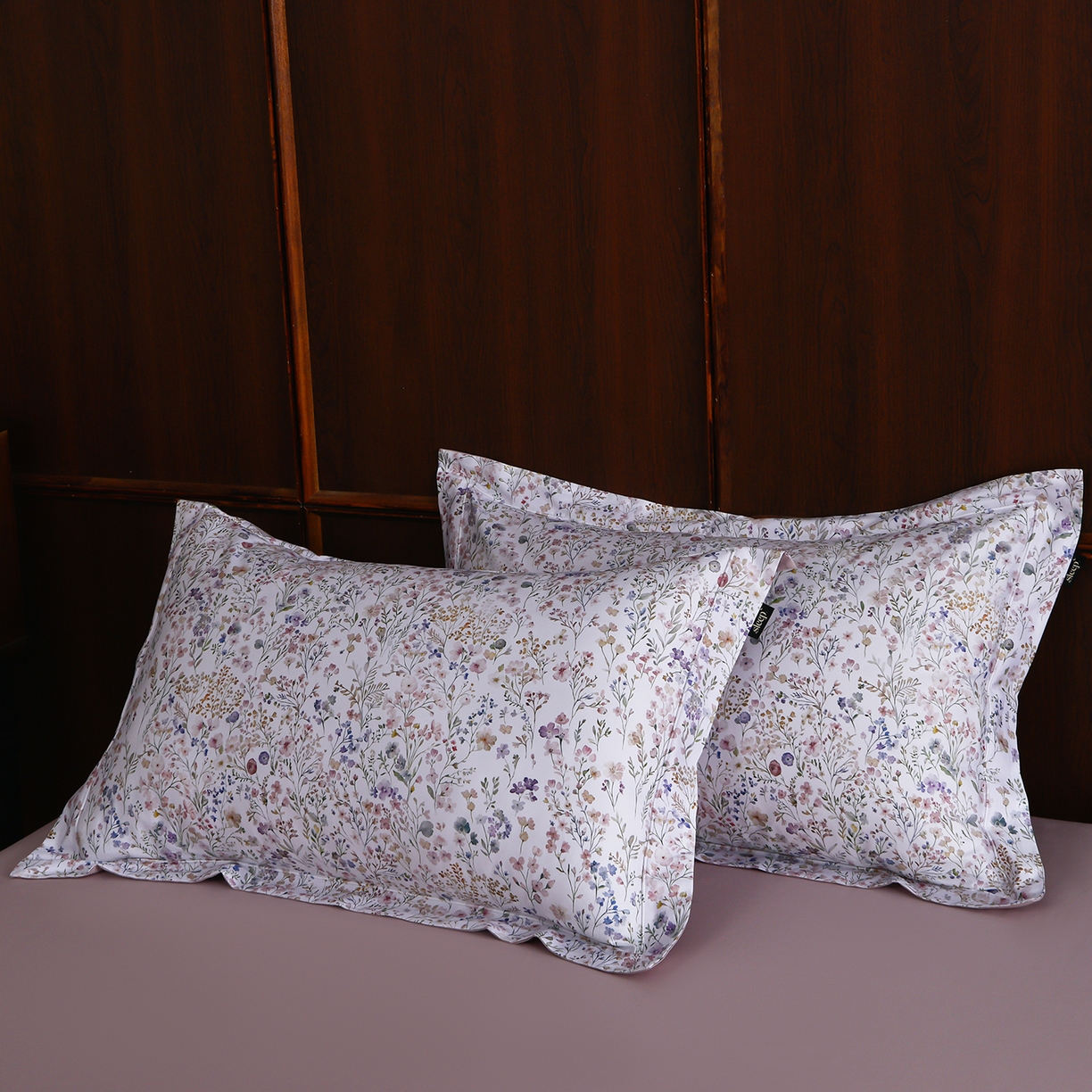 91家纺网 家纺一手货源 找家纺 金昱纺 2026新款全棉50S长绒棉数码印花宽边埋绳款四件套（带精美礼盒包装） 榭风轻眠