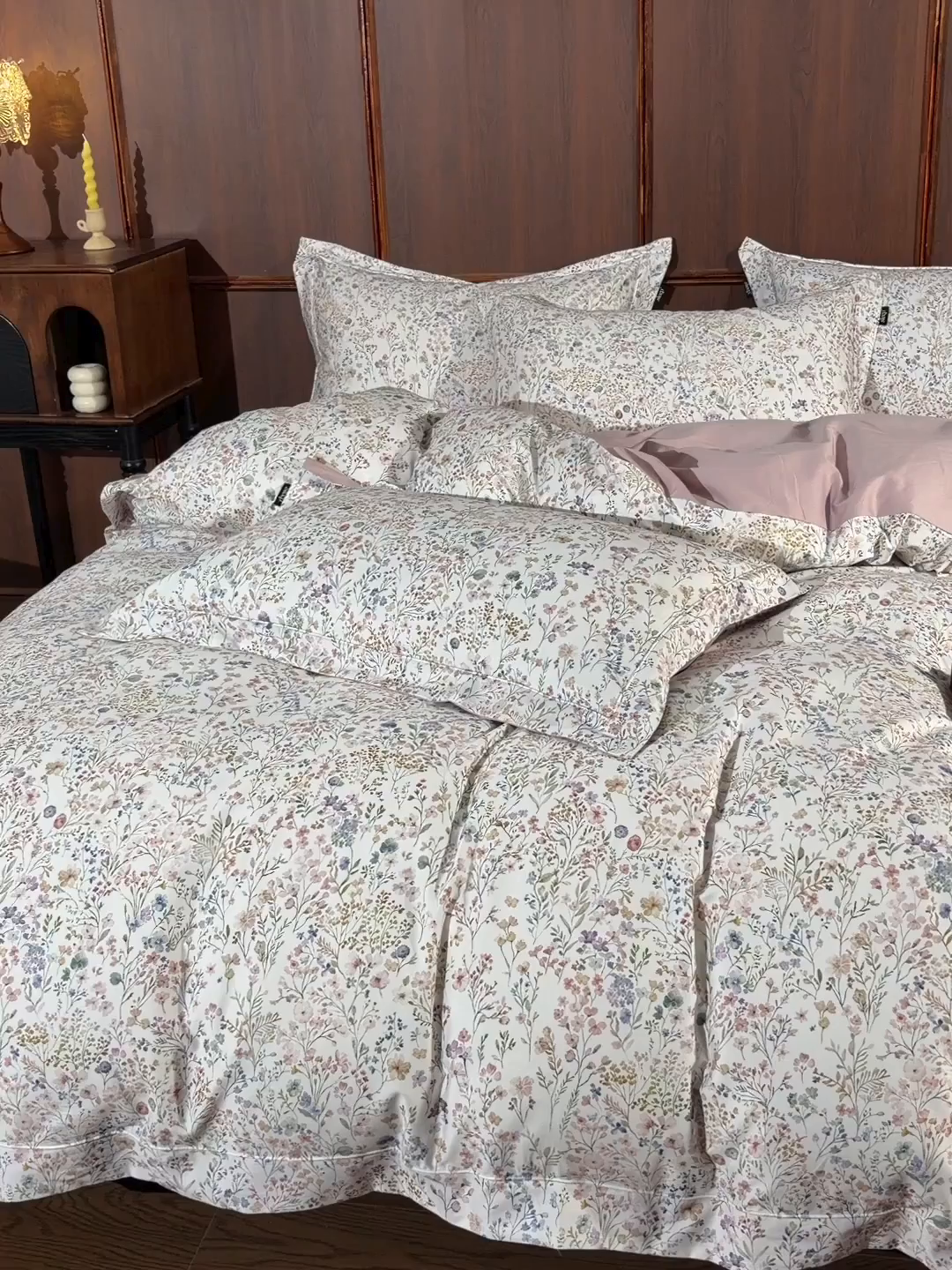 91家纺网 家纺一手货源 找家纺 金昱纺 2026新款全棉50S长绒棉数码印花宽边埋绳款四件套（带精美礼盒包装） 榭风轻眠